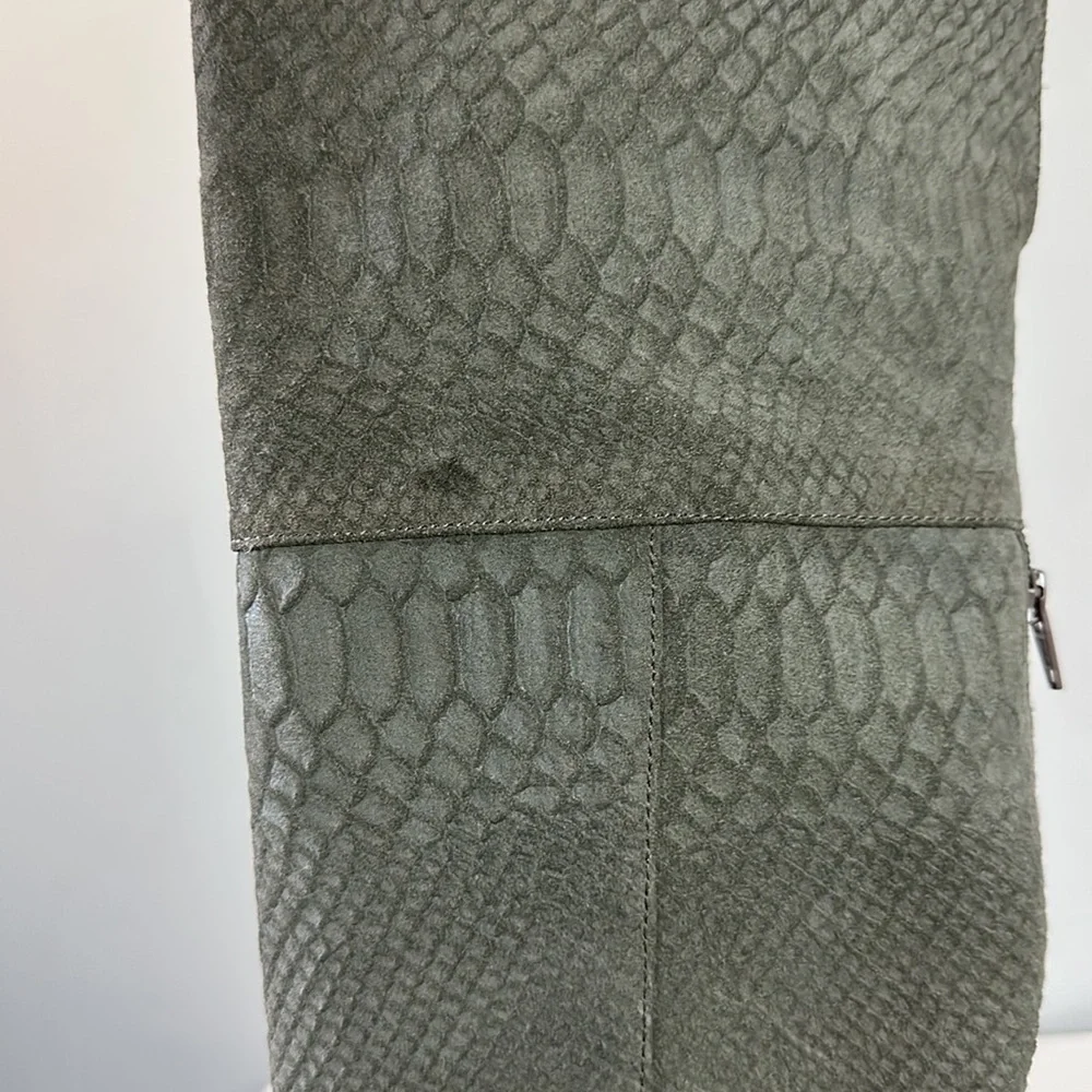 Seychelles Gray Victory Croc Knee High Boots Size 7